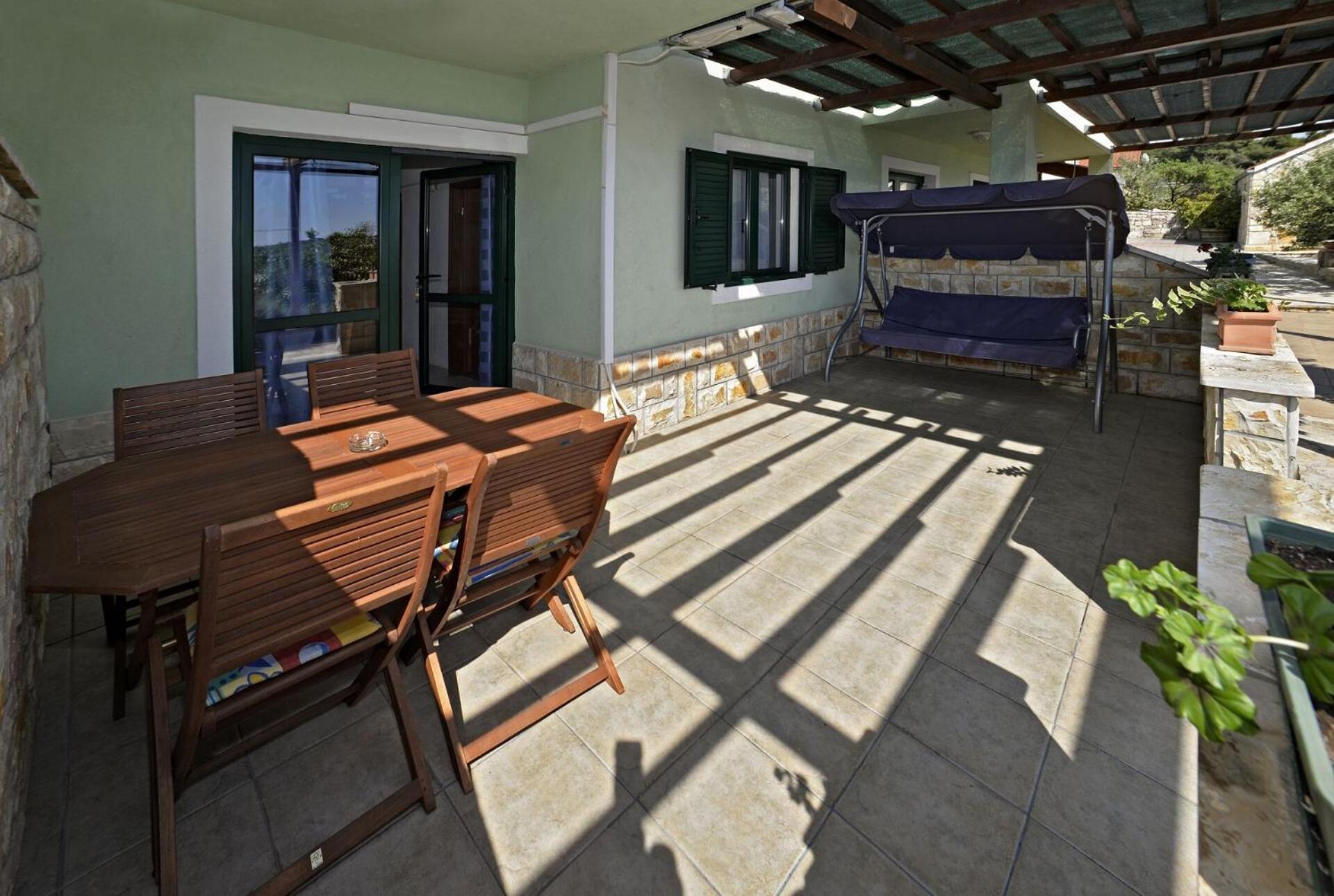 Apartments Toni มาสลีนิตซา ภายนอก รูปภาพ