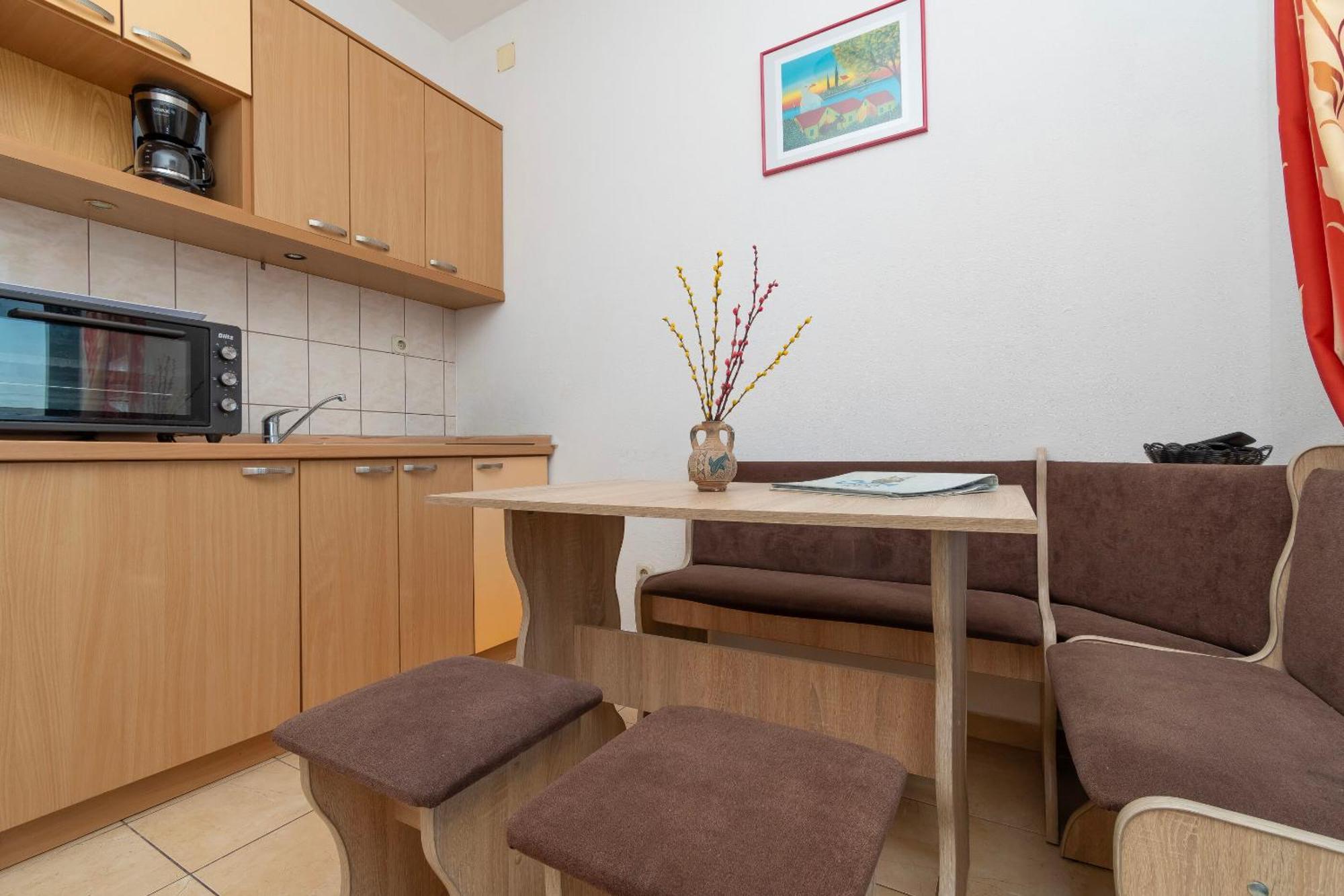 Apartments Toni มาสลีนิตซา ภายนอก รูปภาพ