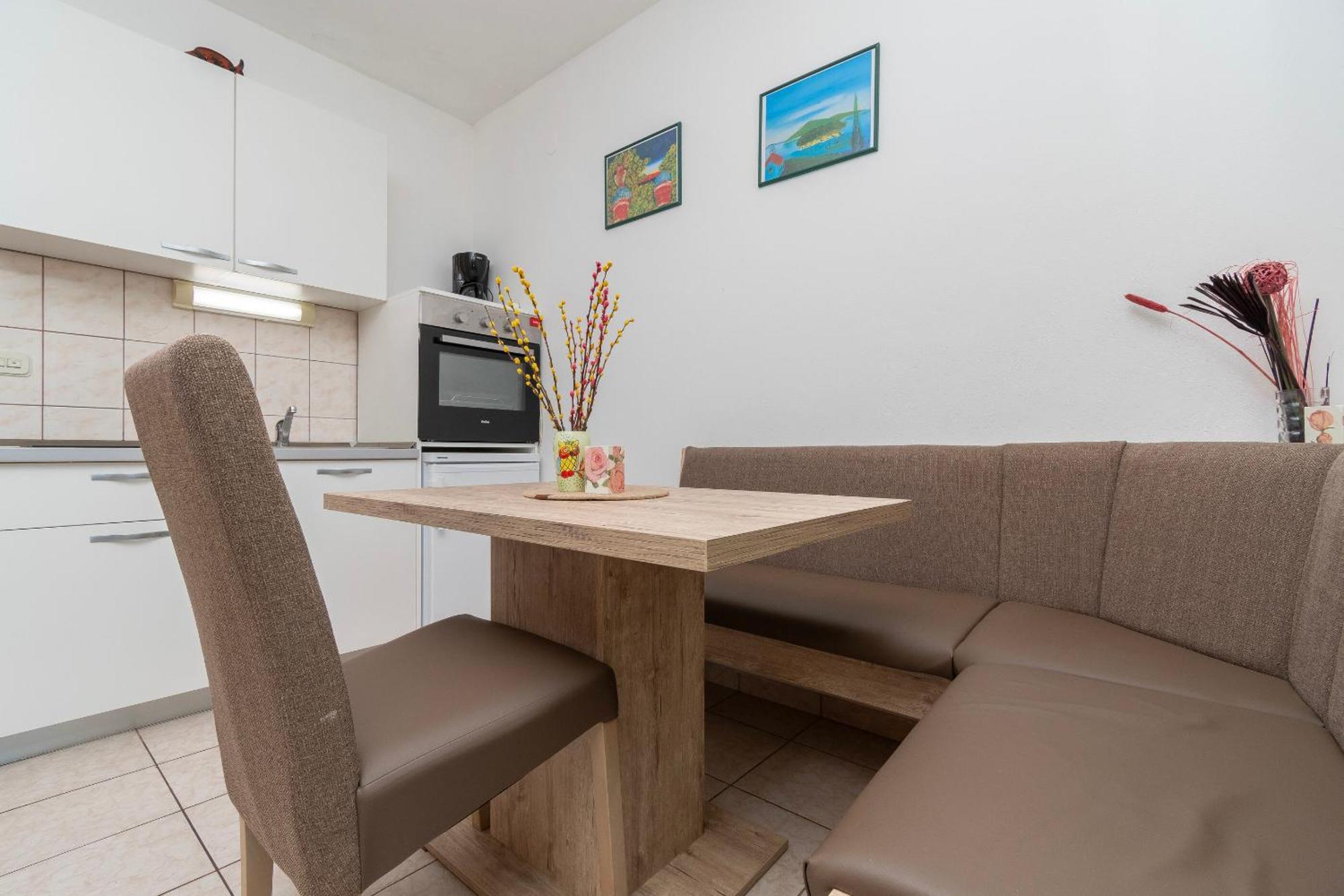 Apartments Toni มาสลีนิตซา ภายนอก รูปภาพ
